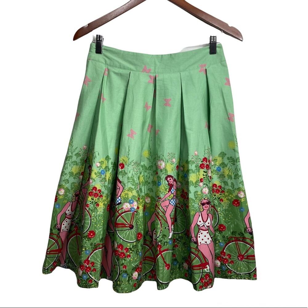 Floral A-line Skirt with pin up girls in swimsuits Retro Medium